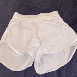 white lululemon shorts